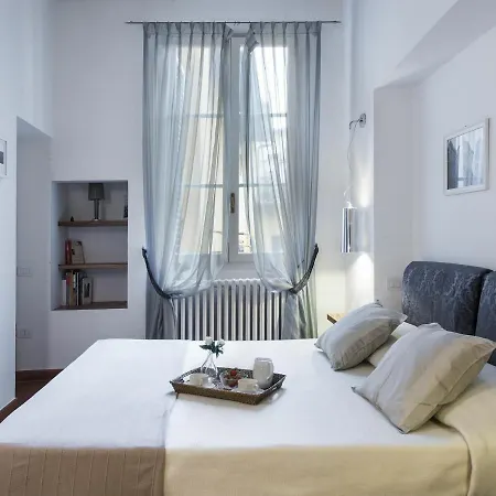 Palazzo Terme By Halldis Apartment