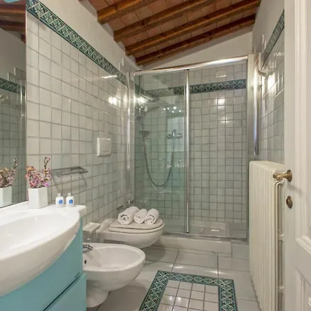 Palazzo Terme By Halldis Firenze